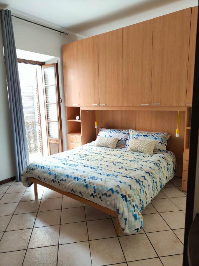 Апартаменты Bilocale Vecchio Borgo Боргосезия Экстерьер фото